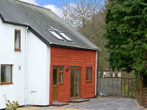 Self catering breaks at The Old Granary in Knucklas, Powys