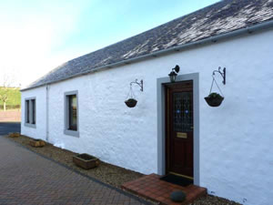 Self catering breaks at The Barn at Daldorch in Mauchline, Ayrshire