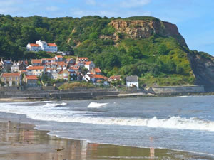 Self catering breaks at Mulgrave Cottage in Port Mulgrave, North Yorkshire