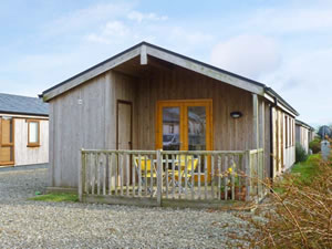 Self catering breaks at Greencastle Cove Chalet in Greencastle, County Donegal