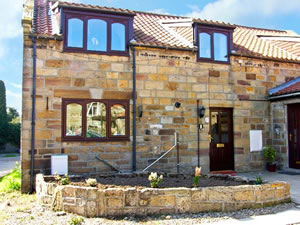 Self catering breaks at Barn Cottage in Hinderwell, North Yorkshire