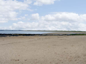Self catering breaks at Alynfa Bach in Rhosneigr, Isle of Anglesey