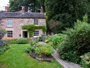 Self catering breaks at The Old Post Office in Wirksworth, Derbyshire