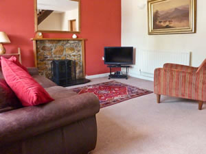 Self catering breaks at Corner Cottage in Reynoldston, West Glamorgan