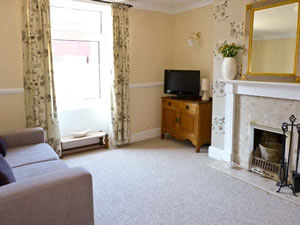 Self catering breaks at 1 Wesley Terrace in Middleton-In-Teesdale, County Durham