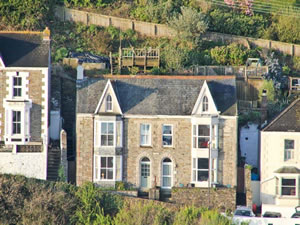 Self catering breaks at Bay View Cottage in Mevagissey, Cornwall
