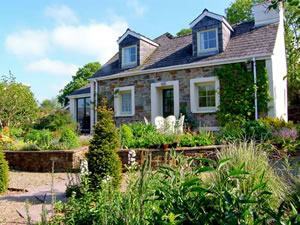 Self catering breaks at Berian Cross in Brynberian, Pembrokeshire