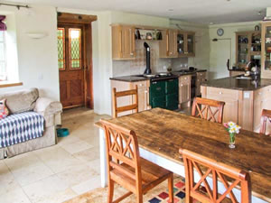 Self catering breaks at Old Inchbrook School in Nailsworth, Gloucestershire