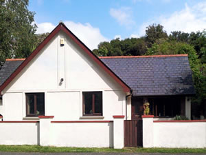 Self catering breaks at Newton Bungalow in Neyland, Pembrokeshire