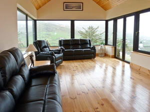 Self catering breaks at Loher Stone Fort House in Waterville, County Kerry