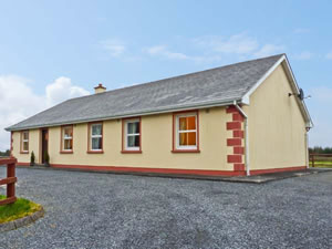 Self catering breaks at Maryville in Carrick-On-Shannon, County Leitrim