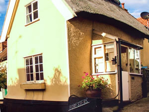Self catering breaks at Foresters in Coddenham, Suffolk
