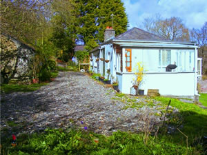 Self catering breaks at 1 Penrhynbach in Aberaeron, Ceredigion