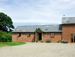 Self catering breaks at The Byre in Wentnor, Shropshire