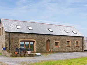 Self catering breaks at Pant Y Dwr Newydd in Pontarddulais, West Glamorgan