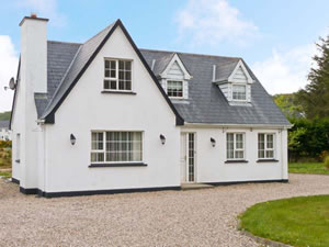 Self catering breaks at Willow Lodge in Bruckless, County Donegal