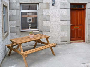 Self catering breaks at Bakers Cottage in Portknockie, Banffshire