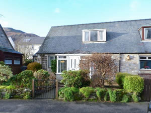 Self catering breaks at Lily Cottage in Killin, Perthshire