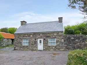 Self catering breaks at Annies Cottage in Sneem, County Kerry