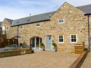 Self catering breaks at Old Byre in Wandylaw, Northumberland