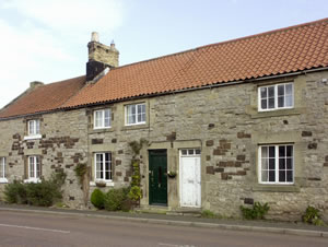Self catering breaks at Gabby Cottage in Christon Bank, Northumberland