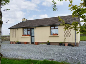 Self catering breaks at Connemara House in Clifden, County Galway