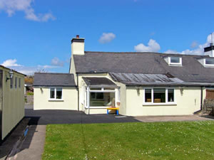 Self catering breaks at Tyn Lon in Rhosneigr, Isle of Anglesey