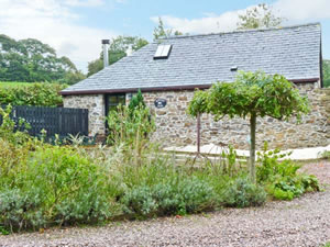 Self catering breaks at Bowood Barn in Great Torrington, Devon