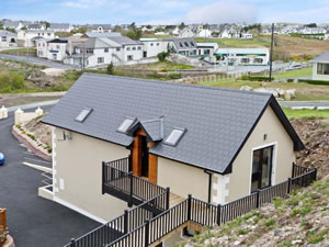 Self catering breaks at Derrybeg Apartment in Derrybeg, County Donegal