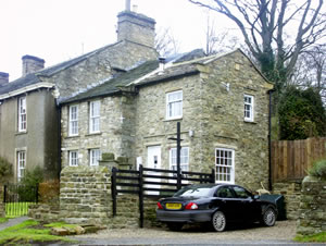Self catering breaks at AD Coach House Cottage in Fremington, North Yorkshire