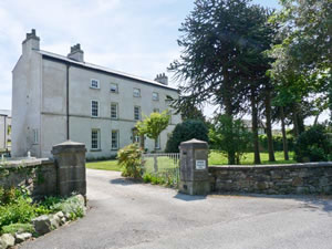 Self catering breaks at 2 Cark House in Cark In Cartmel , Cumbria