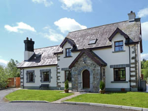 Self catering breaks at Logans Bridge in Mountshannon, County Clare