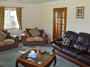 Self catering breaks at Barnes Croft Cottage in Wirksworth, Derbyshire