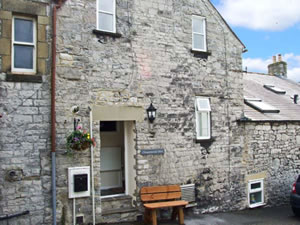 Self catering breaks at Chapmans Flat in Tideswell, Derbyshire