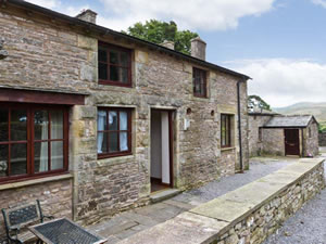 Self catering breaks at Stable Cottage in Newbiggin-on-Lune, Cumbria