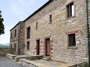 Self catering breaks at Old Byre Cottage in Newbiggin-on-Lune, Cumbria