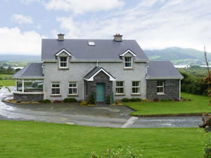 Self catering breaks at Ballydarrig House in Cahersiveen, County Kerry