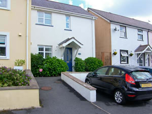 Self catering breaks at Swallows in Saundersfoot, Pembrokeshire