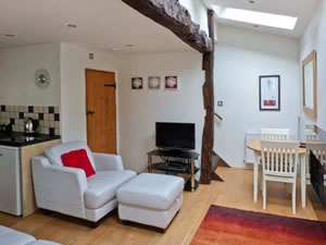 Self catering breaks at Hillrise Barn in Flookburgh, Cumbria