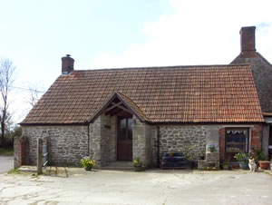 Self catering breaks at The Old Bull Stall in Penselwood, Somerset