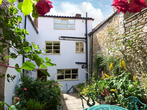 Self catering breaks at Howe End Cottage in Kirkbymoorside, North Yorkshire