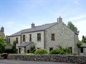 Self catering breaks at Stone End Cottage in Austwick  , North Yorkshire