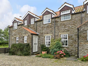 Self catering breaks at 2 Flat Top Cottages in Terrington, East Yorkshire
