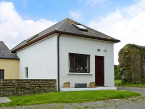 Self catering breaks at Old Fishermans Cottage in Fethard-On-Sea, County Wexford