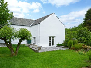 Self catering breaks at Town End Farmhouse in Newby Bridge, Cumbria