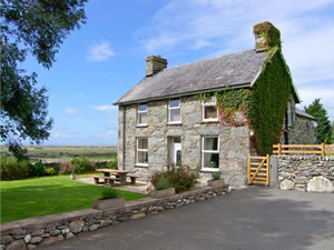 Self catering breaks at Tyddyn in Dyffryn Ardudwy, Gwynedd