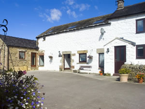 Self catering breaks at Manifold View in Longnor, Staffordshire