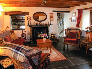 Self catering breaks at Llwynditw Farm in St Clears, Dyfed