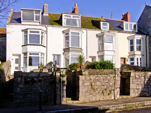 Self catering breaks at Whitestones in Fortuneswell, Dorset