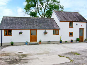 Self catering breaks at Hafod-y-Ddraig in Carmarthen, Carmarthenshire